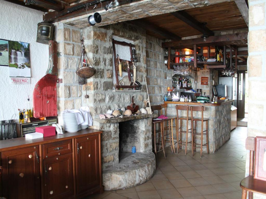 伽里家公寓 Petrovac